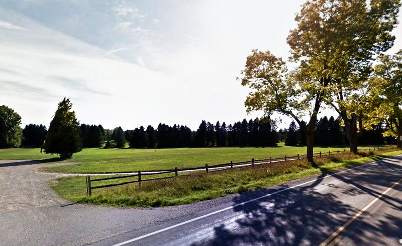 Riverbend Golf Course - 2012 Street View (newer photo)